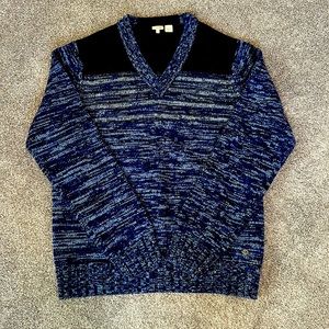Hugo Boss wool sweater never worn.